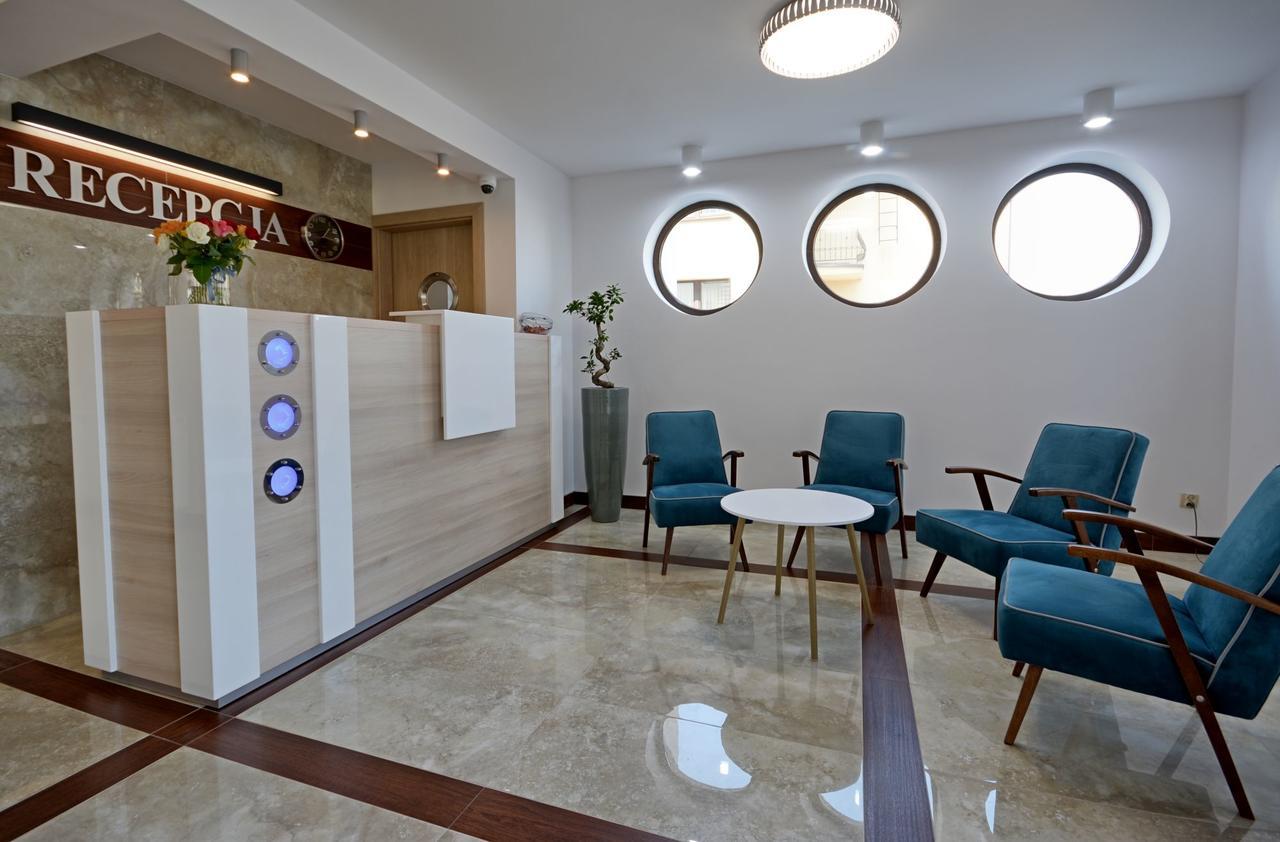 Akoja Bed & Breakfast Wladyslawowo Bagian luar foto